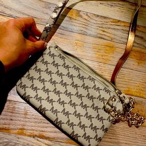 Brand New Michael Kors Fanny pack (adjustable belt) and wristlet w gold chain!